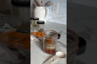 SAVE this for later!!🌮 TACO SEASONING RECIPE • 4 tablespoons chili powder • 2 tablespoon ground