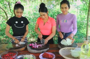 Cooking pork leg curry with cabbage salad with chili recipe   Amazing cooking