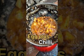 Egg plus chilli kay bana ga 😋 |#168 #shorts #foodvlog