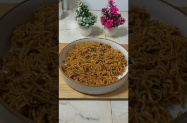 Spicy Chilli Maggie Recipe #shorts #recipe #shortsfeed #maggi #trending #viralvideo