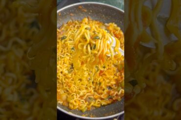 Chilli tomato maggi 🌶️ 🍜 🍅 #cooking #food #recipe