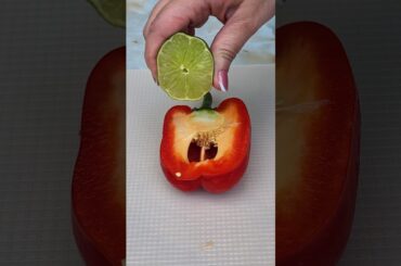 Mezcla pimentón con limón