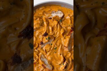 Chili crisp fettuccine Alfredo