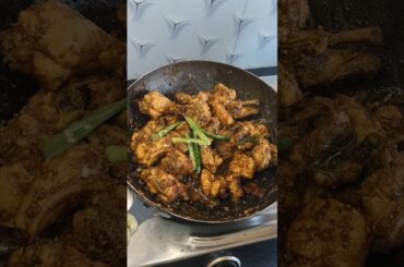 pepper chicken masala 😋@meethomeesailu#chicken recipes#food#viral