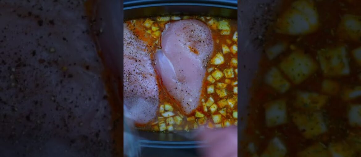 Marry Me Chicken Chili in the Crockpot #recipe #crockpot #chickenchili