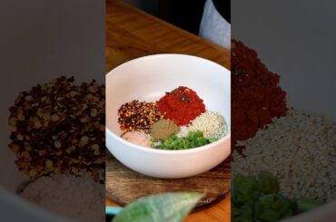 Homemade Chilli Oil recipe🌶️ #homemade #chillioil #spicy #shorts #momos #love #dip #trending