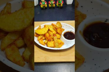 Crispy Potato Wedges Recipe | Perfect Crunchy Potato Snack in 10 Minutes 🤤 #Shorts