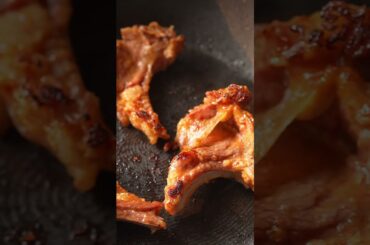 Chilli Garlic Roasted Mutton Chops #mutton #roasted #chilligarlic #snacks #food #muttonrecipe #tasty