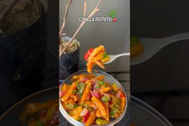 Street style chilli potato*🥔🌶️😋 #food #shorts #minivlog