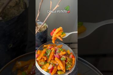 Street style chilli potato*🥔🌶️😋 #food #shorts #minivlog