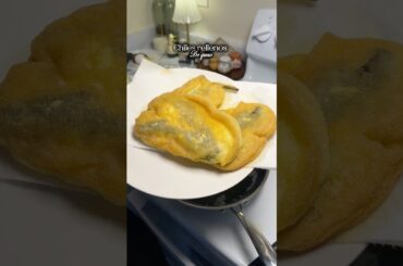 Chiles rellenos de queso #chilesrellenos #mexicanfoodblogger #mexicanfood #easyrecipe #recipes