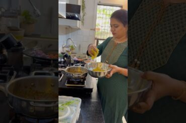 💁🏻‍♀️My favourite  prawn pepper fry😋| Mar05 #strobecream #shorts  #minivlog #vlog