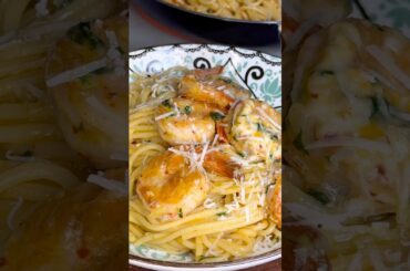 Garlic Chili Prawn Pasta in 10 Minutes 🍤🔥
