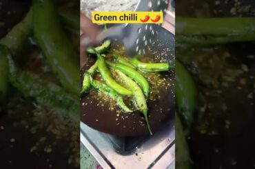 green chilli #reallifemahii #mahi #food #virelvideo