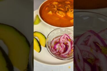 Cebolla morada curtida con chile habanero #recetas #canaldecocina #cocina #cocinamediterranea