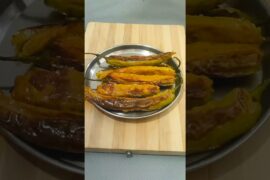 Authentic Bharli Mirchi Recipe 🌶️ | Maharashtrian Stuffed Green Chilli | भरली मिरची रेसिपी