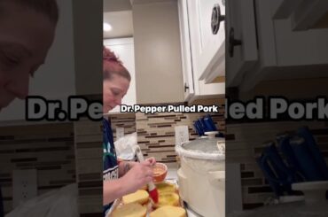 Dr. Pepper Pulled Pork #cheapmeals #easyrecipe #crockpot #pulledpork