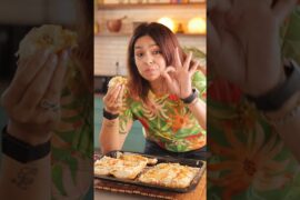 CHEESE GARLIC TOAST | 10-Minute Cheesy Snack Ever | Chef Aanal Kotak #recipe