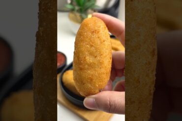 crispy and delicious Potato Bread Rolls 😋 🥔#shorts