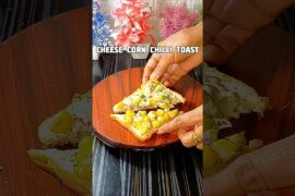 Crispy Cheesy Corn Chilli Toast Recipe | #toast #cheese #recipe #cooking #shorts #trending #food
