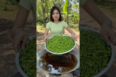 Cooking yummy deep fried chili to make sauce for fried chicken recipe