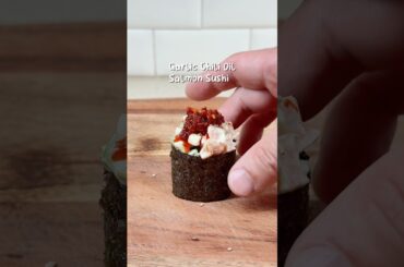 Garlic Chili Oil Salmon Sushi 🍣🔥 #shorts