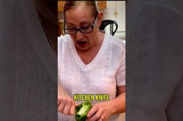 This Stuffed Pepper Recipe is INSANELY Easy #easyrecipe #dinnerideas #homecooking