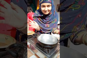 sasurji ki farmaish mirchi wada🥵!#afreenizhar #ytshorts #mirchiwada #rozaiftar #cookingvlog #pakora