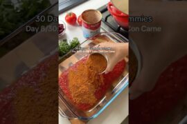 Day 8 of Dinner for Dummies, Dump & Bake Chilli Con Carne 🌶️🍚 RECIPE IN DESCRIPTION👇