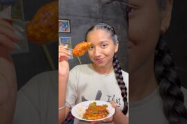 Fried chilli 🌶️ momo🥟😱#shorts #recipe #food #momos #streetfood #shorts #viral #vlog