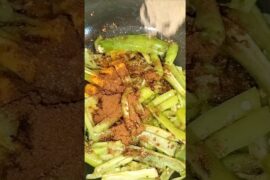 Easy & Delicious Green Chilli Fry #shorts #recipe #shortsyoutube #viralvideo #trendingshorts #mirchi