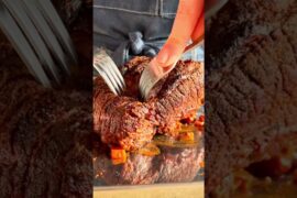 Braised brisket with chocolate, chilli and crispy capers #ragu #brisket  #easter  #chocolate