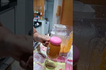 Geleia de pimenta caseira. #comidacaseira #receitas #comidafacil #pimenta