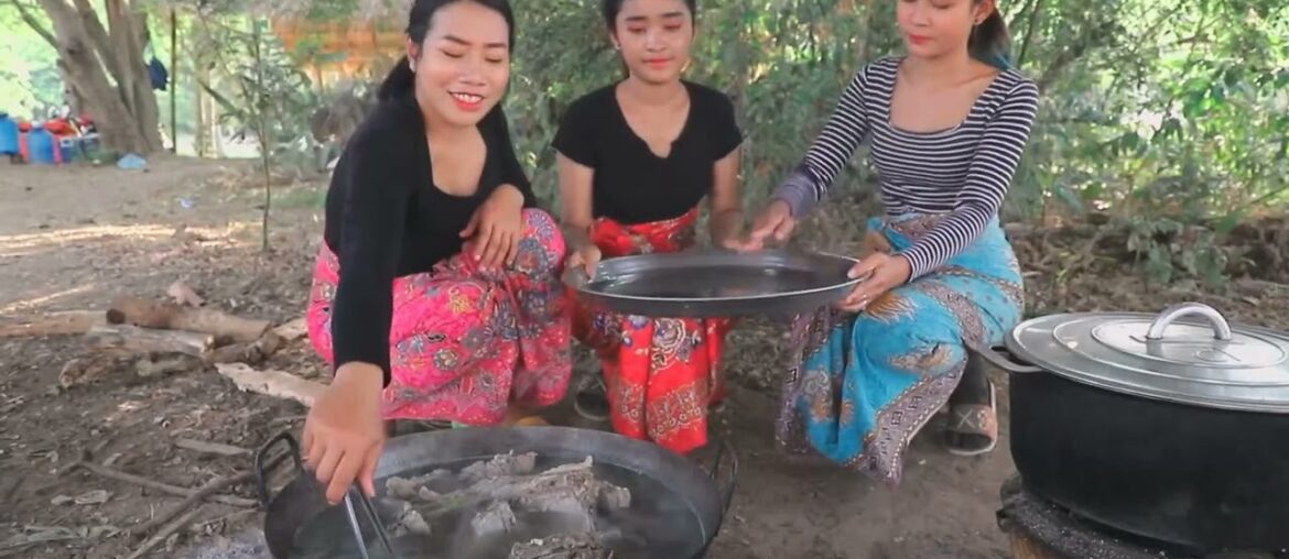 Amazing cooking ribs pork roasted with chili recipe and rice in my village