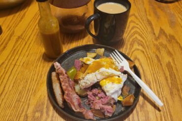 A breakfast a heart surgeon could love.