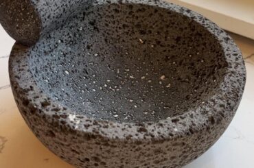 Is it normal for molcajete pores to be this big?