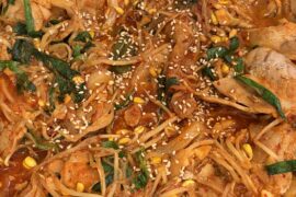 Today lunch is Kongnamul Bulgogi! "Kongbul" (Korean Bean Sprout Bulgogi)