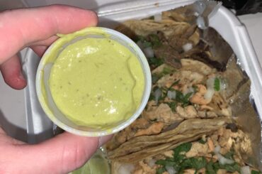 Can someone tell me what this green sauce is that I get with my tacos from a local mexican place? Might contain tomatillo? I absolutely love it