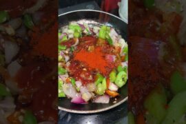 Dry Chili Chicken Recipe 😋 #shorts #youtubeshorts #food #sudhakitchenqueen
