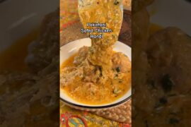 Pakistani Safed Chicken Handi