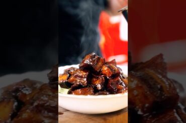 Rot karamellisierter Schweinebauch 🐽 Hong Shao Rou