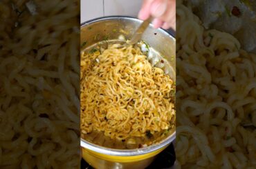 Viral Chilli Garlic Maggie 🍜🔥 #viral #maggie #trending #video #food #recipe #cooking #shorts