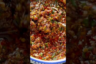 The Ultimate Homemade Garlic Chilli Oil Recipe 🌶️🔥#shorts #trending #youtubeshorts #spicydressing