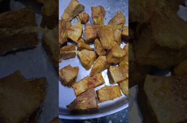"katahl chili Recipes 😋😋😋.                             घर पर बनाए टेस्टी कटहल चिली " #i🥔