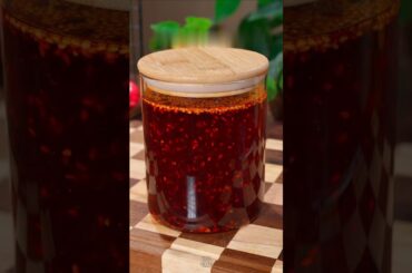 500₹ वाला Chilli Oil 😳 घर पे 50₹ में! 🔥 Secret Recipe | Maggi Noodles Hack #shorts