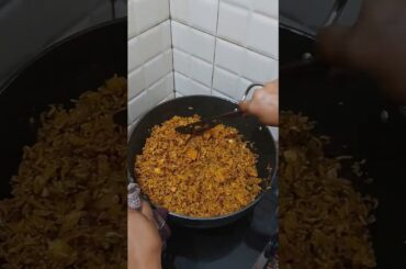 Chilli Garlic Fried Rice in 30 Seconds | Street Style Recipe. #shorts