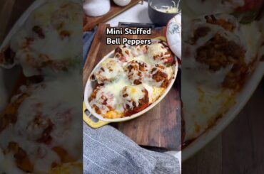 Stuffed Peppers Recipe! #pepper #peppers #stuffedpeppers #comfortfood #cookingshorts #dinnerideas