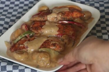 CREAMY PEPPER SALMON WITH CHAMPIGNONS RECIPE DRIVEN YOU CRAZY THAT MELTS IN YOUR MOUTH!