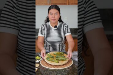 Todos saben hacer chiles rellenos ¡Pero casi nadie los hace así! 😋 #receta