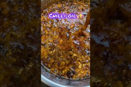 Dangerous Chilli Oil Recipe #chillioil #viralvideo #viralrecipe #easyrecipe #shorts #garlicchillioil